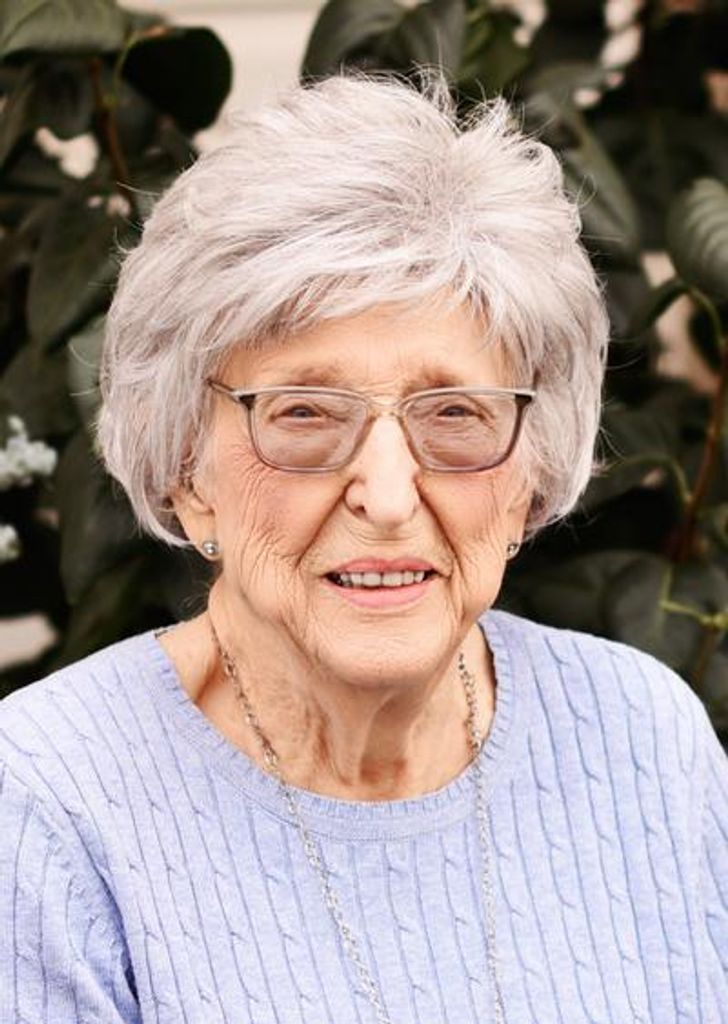 Helen Rieniets