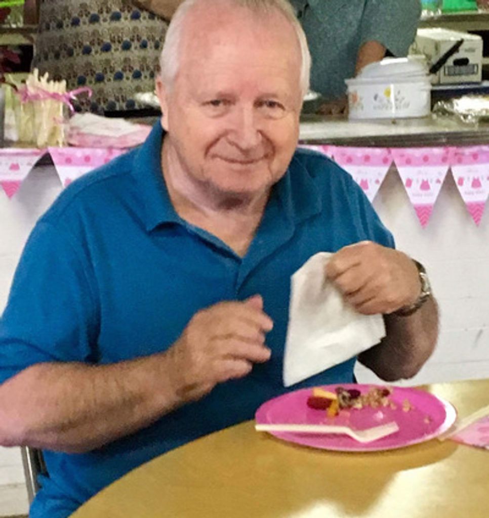 Robert Arnold Lewis Profile Photo