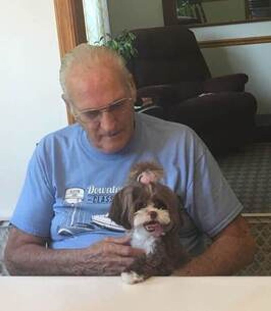 Robert W. "Bob"  Evans Profile Photo