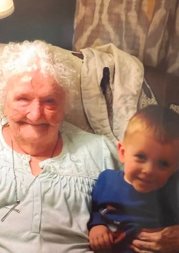Mary Ann Campbell photo gallery thumbnail 93 of 137