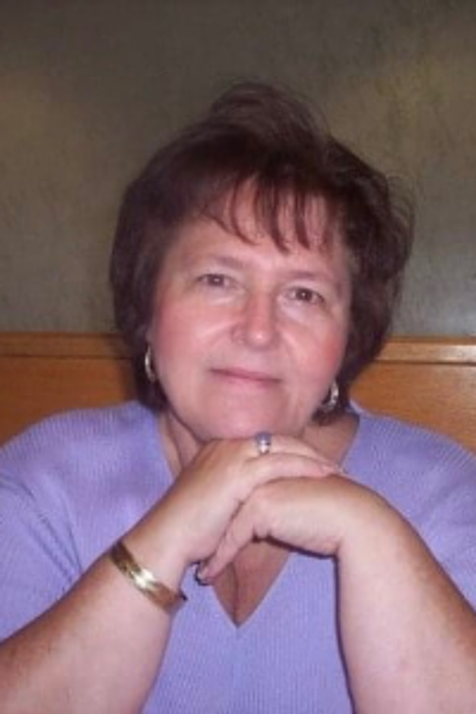 Elizabeth Hardro Profile Photo