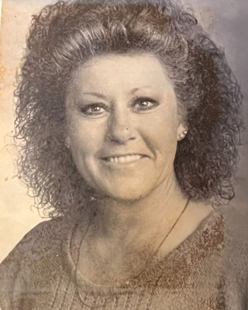 Linda Szadziewicz Trewhitt