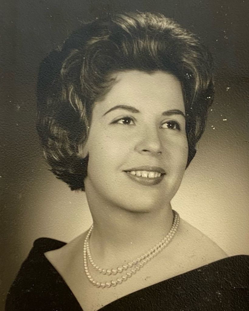 Elizabeth "Betsy" (Dow) Gulla Profile Photo