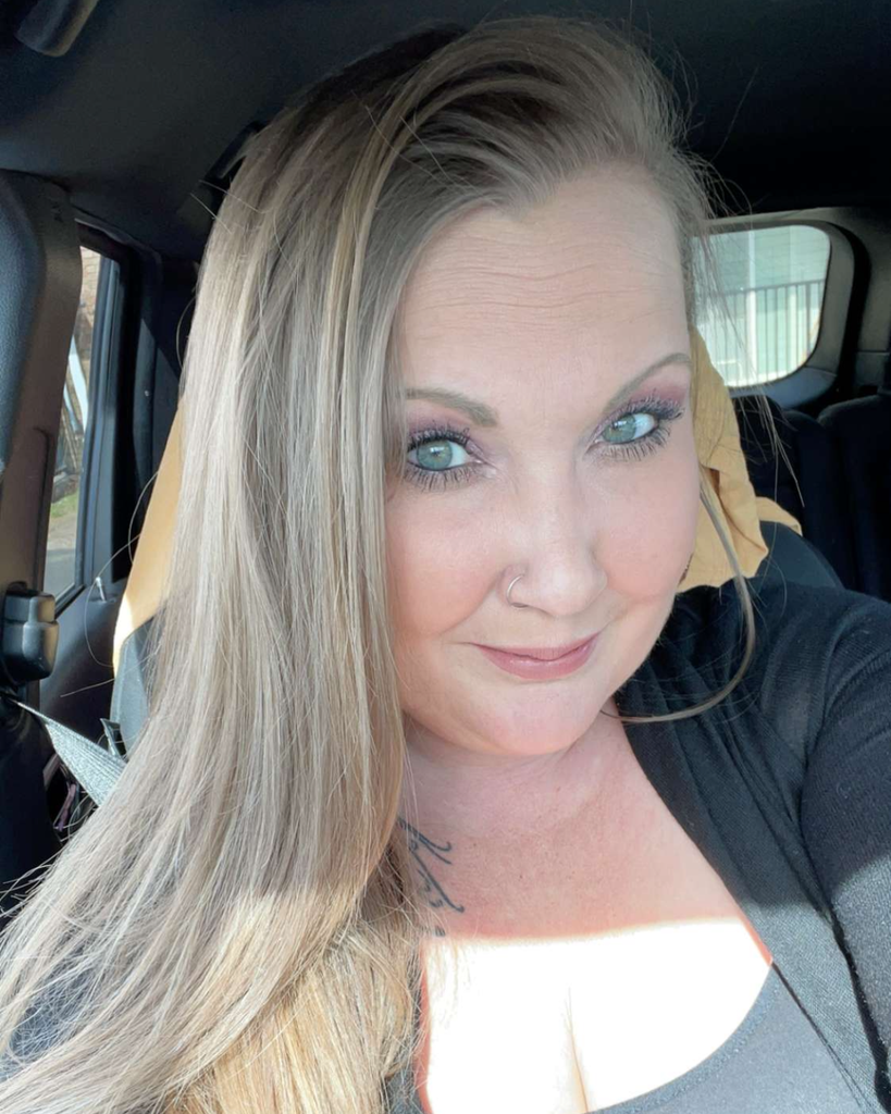 Nicole Elizabeth Rae Profile Photo