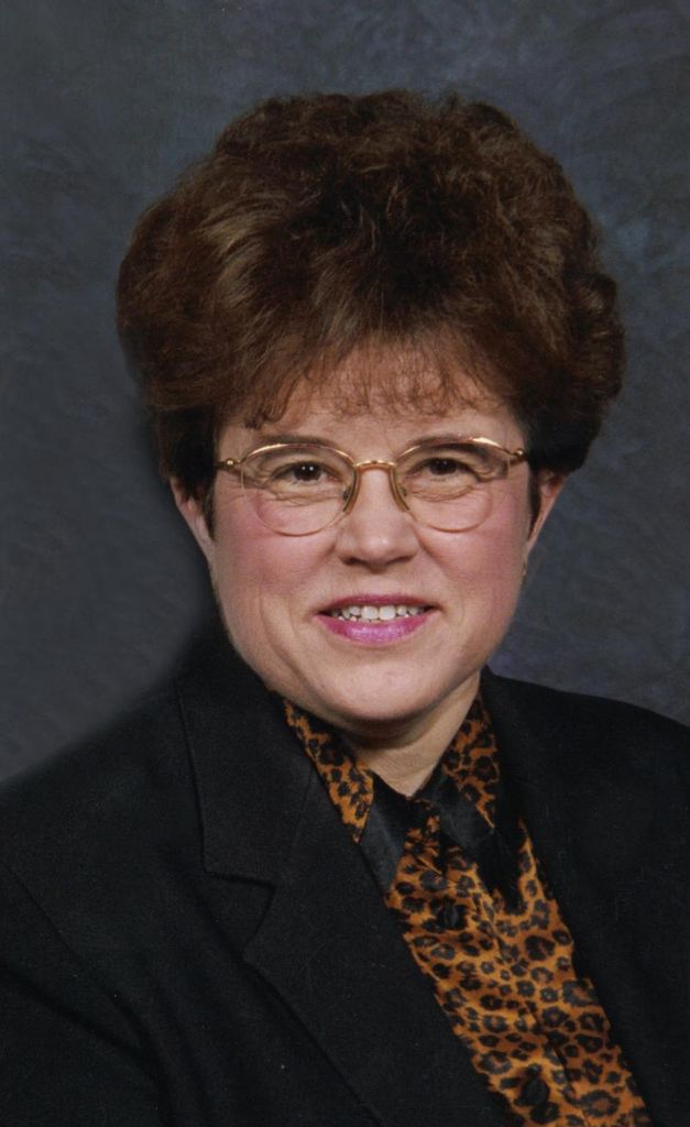Linda Lubben Profile Photo