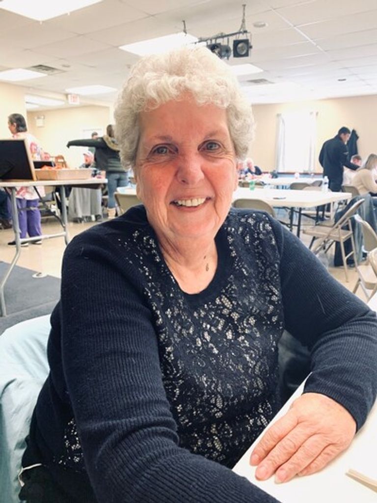 Donna L. Seagreaves Profile Photo