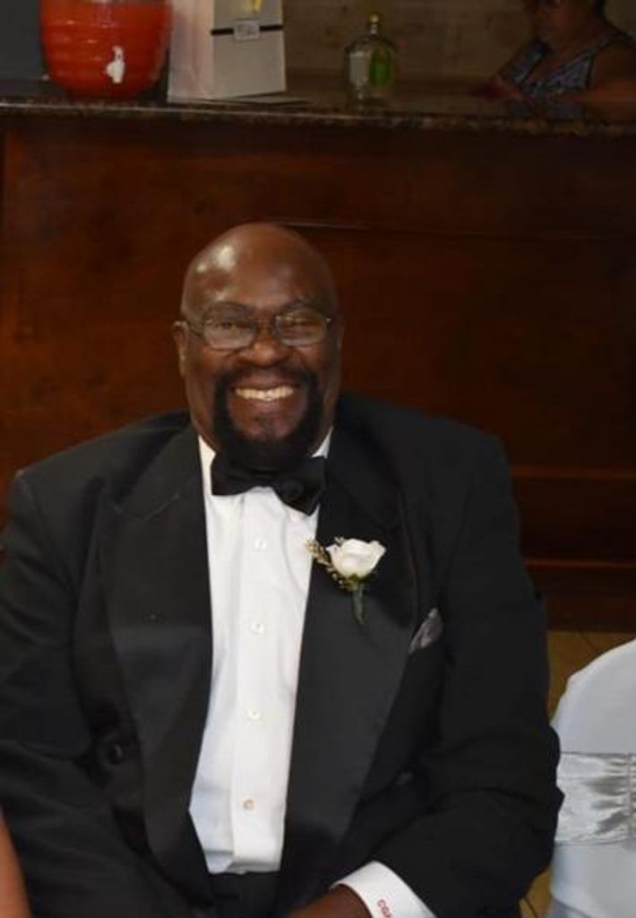 Clifton Findlay Profile Photo