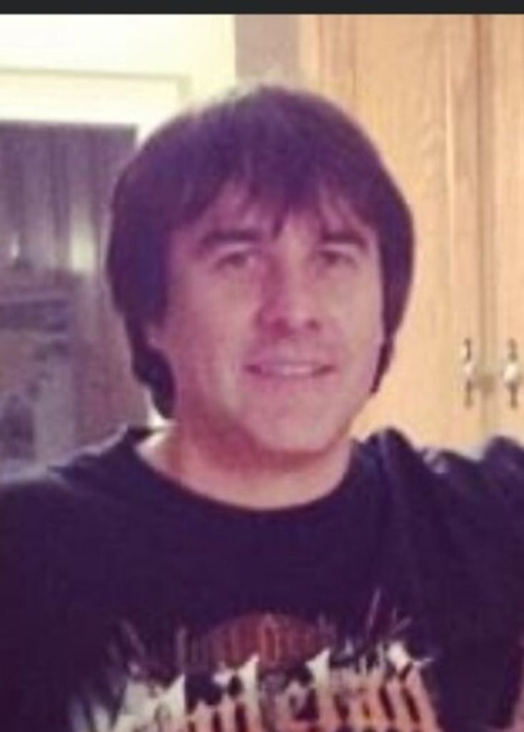 Mark Edmund Thomas Profile Photo