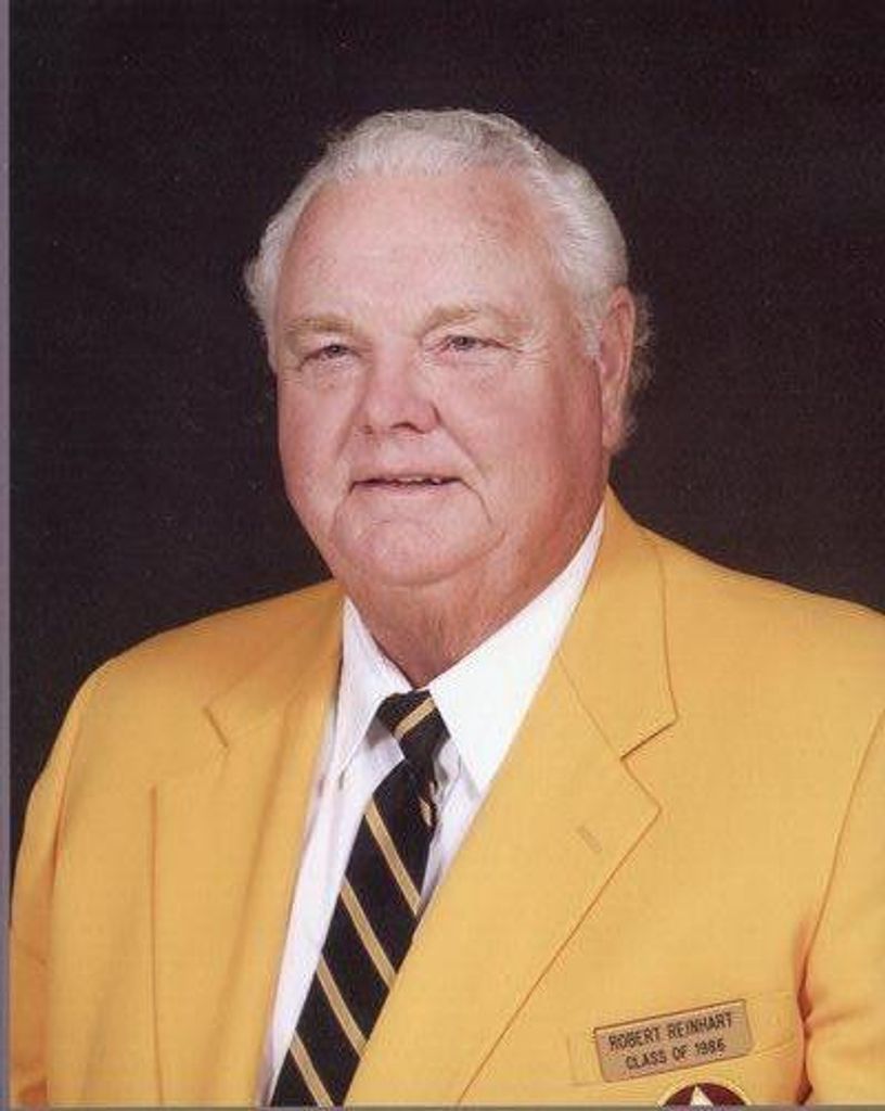 Robert "Robbie" Reinhart