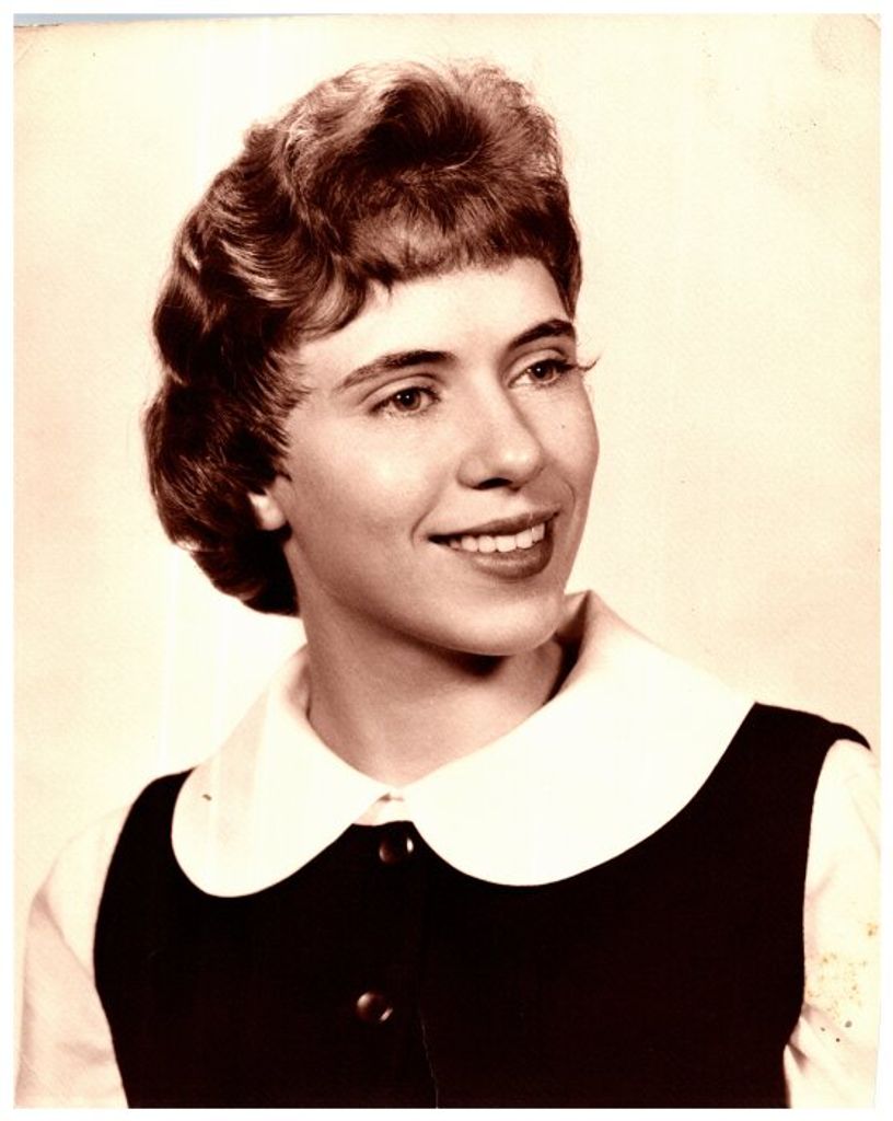 Nancy Lee (Lenzo)  Wineman