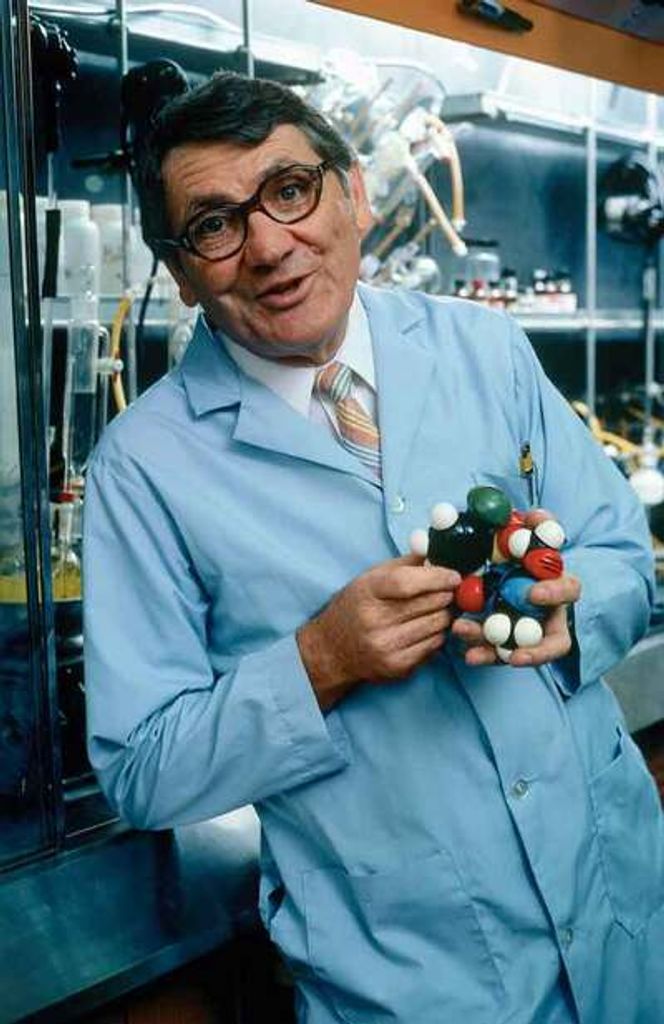 Dr. George Levitt . Profile Photo