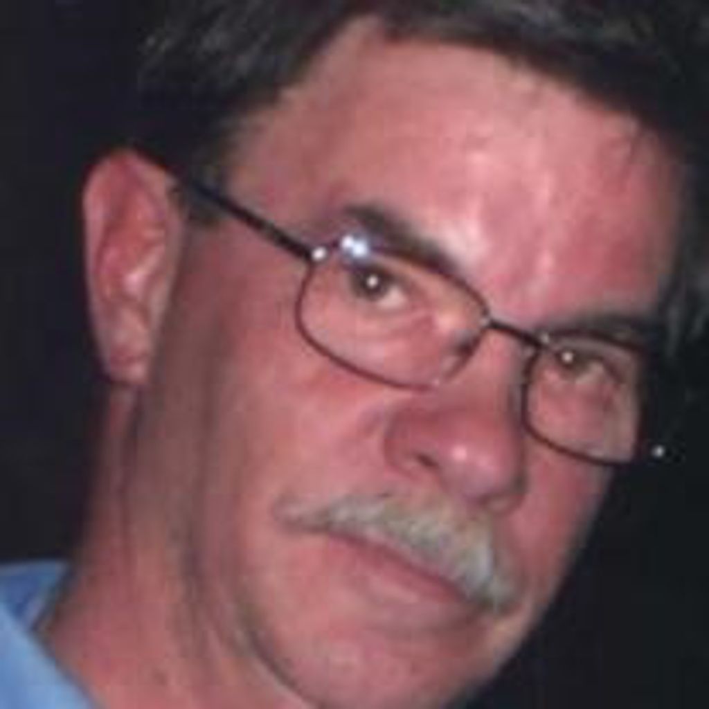 Robert "Bobby" Reaves Jr. Profile Photo