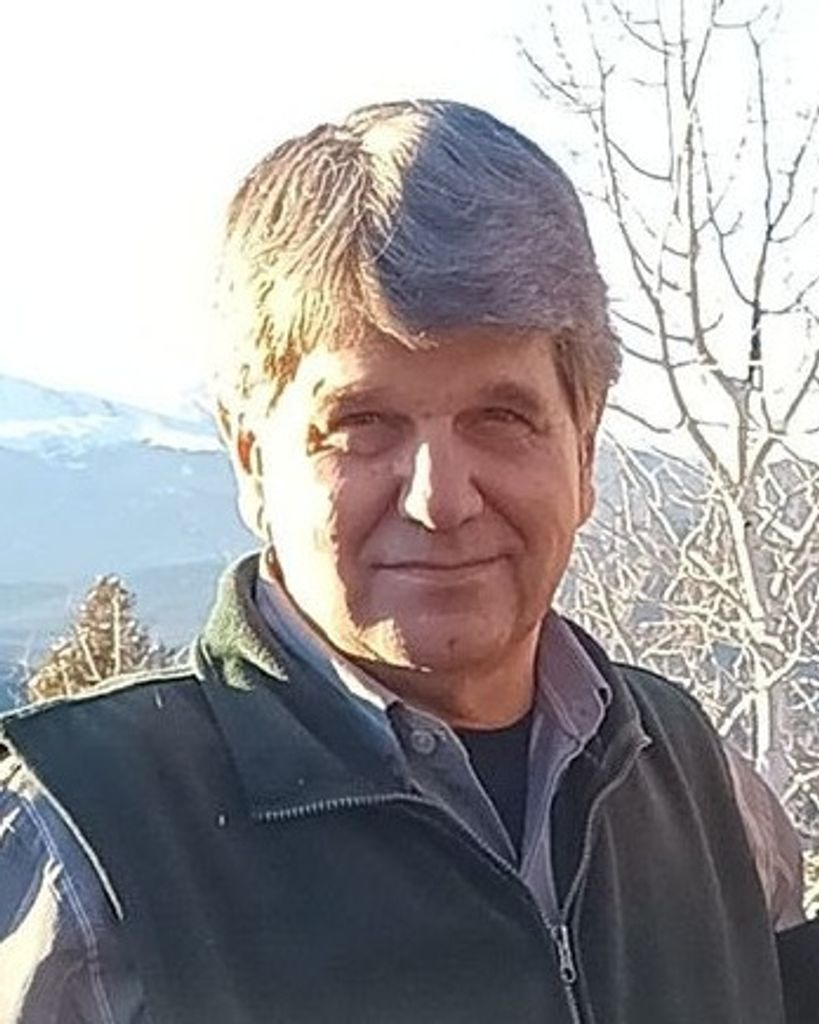 Peter E. Lundin