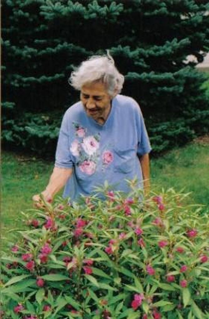 Ina Lewis