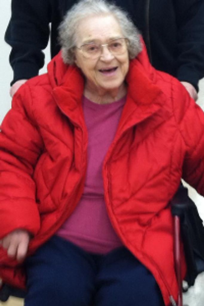 Bernadette Nancy Knab