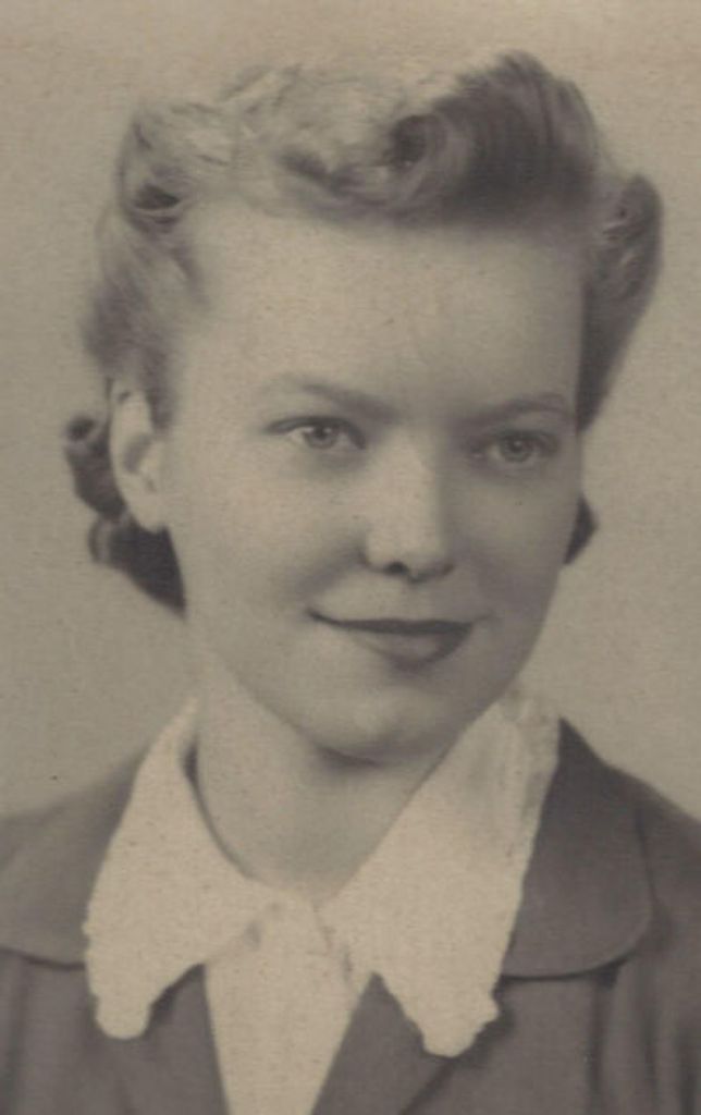 Maxine Batchelor Profile Photo