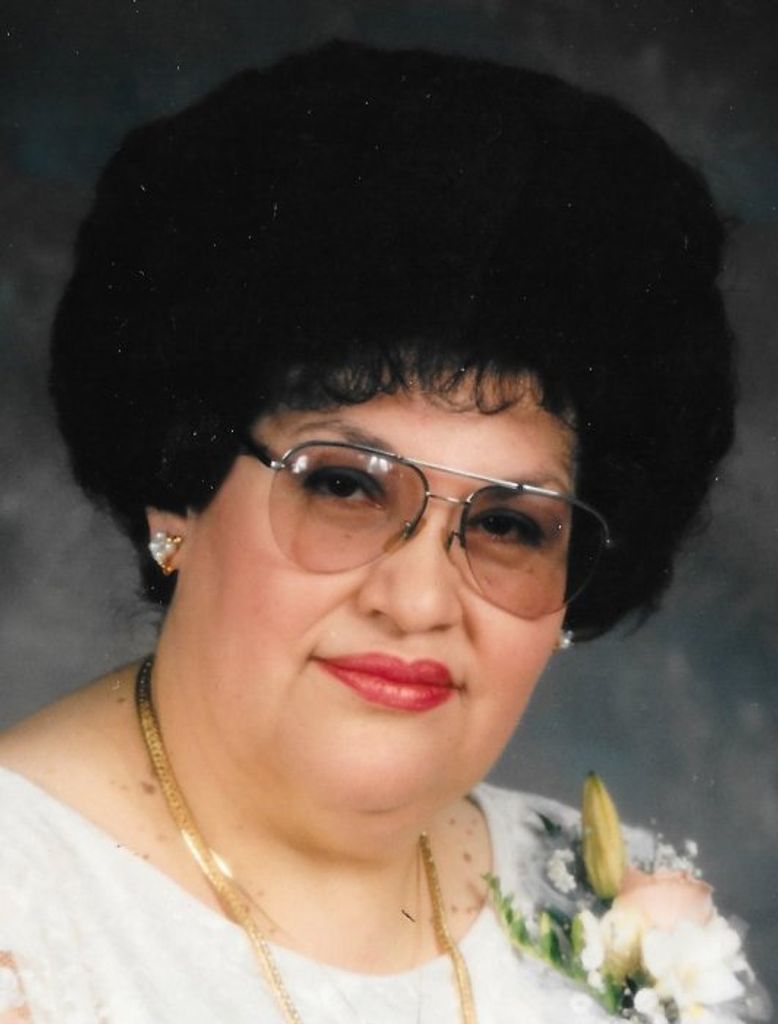 Esther (Gonzales)  Thompson Profile Photo