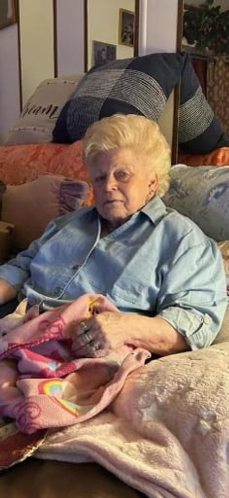 Doris Elizabeth Hill Benton Profile Photo