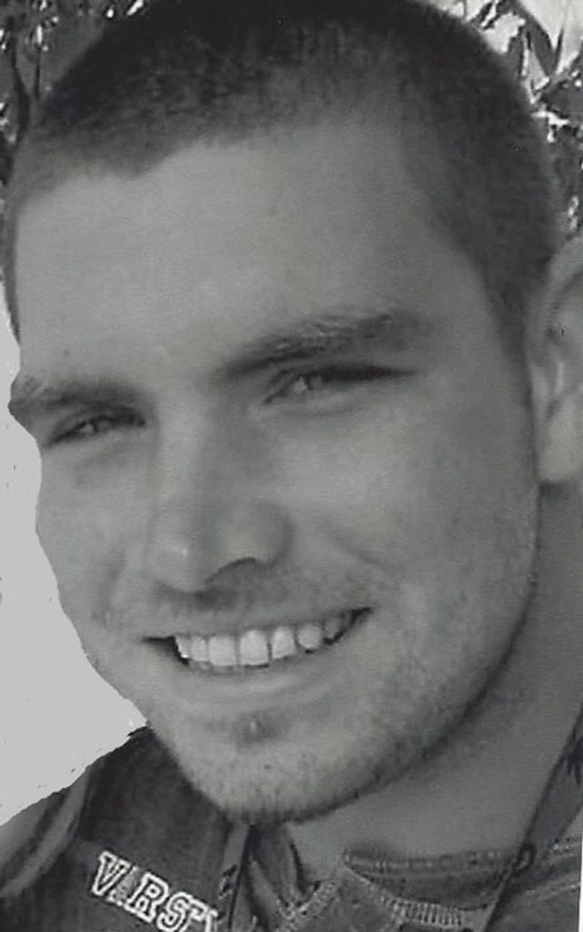 Aaron Tyler Morris Profile Photo
