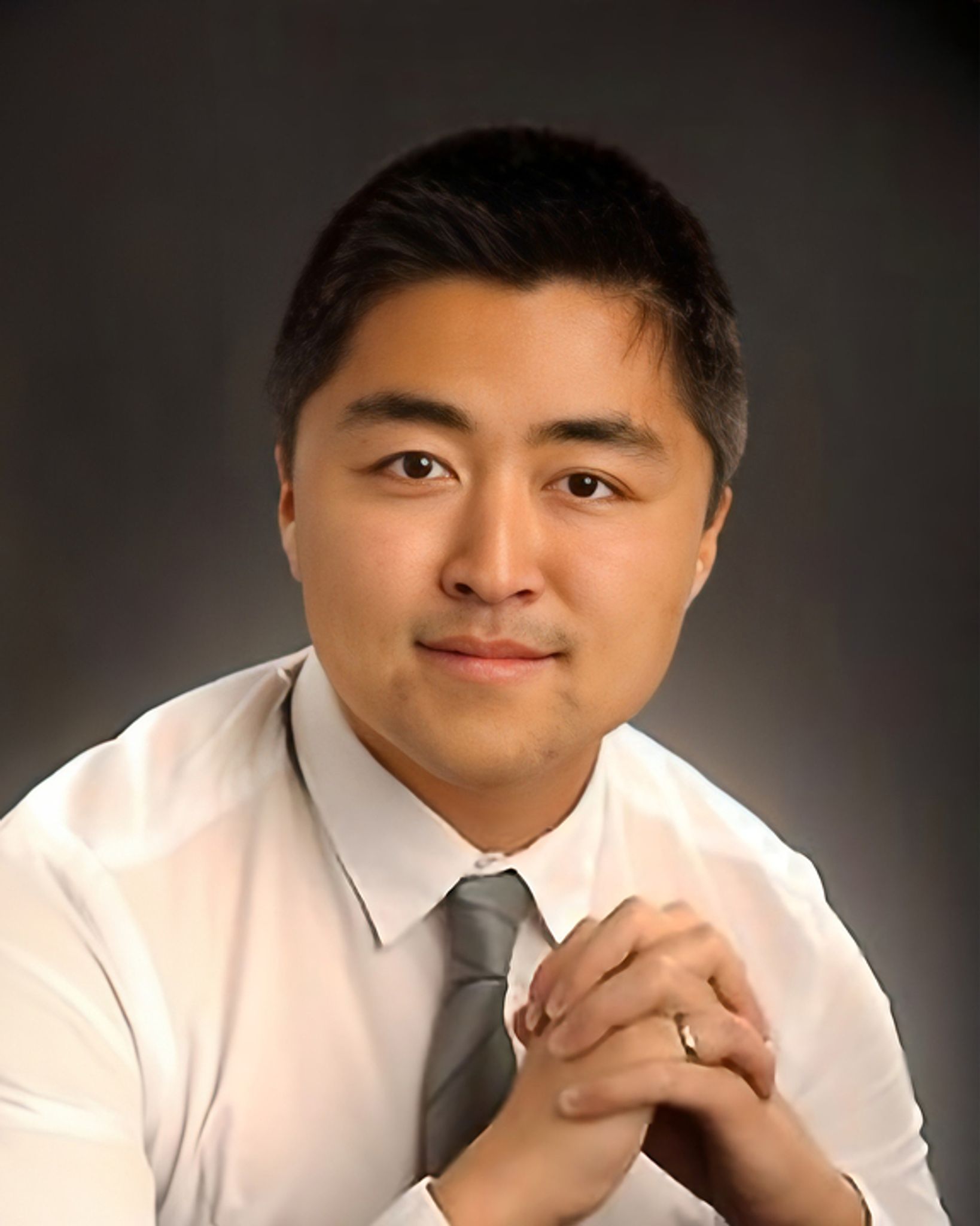 Shuai "Tom" Sun photo gallery image 1 of 21