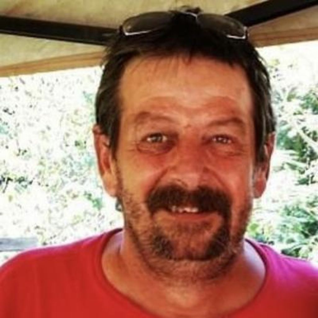 Ronald Hendry Profile Photo