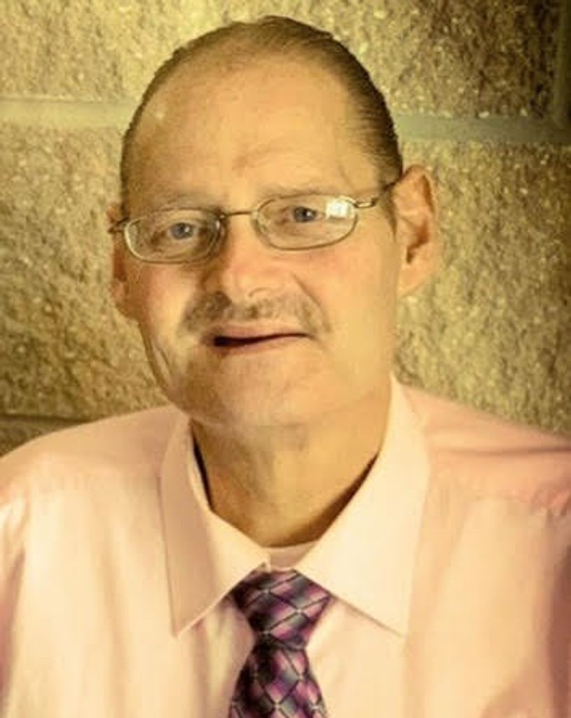 Charles Hoos