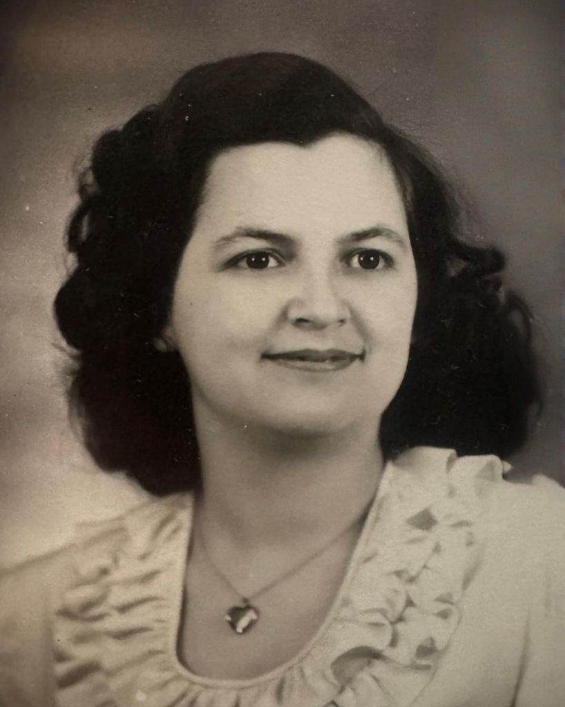 Lucille "Cille" Lorraine Facey Sewill