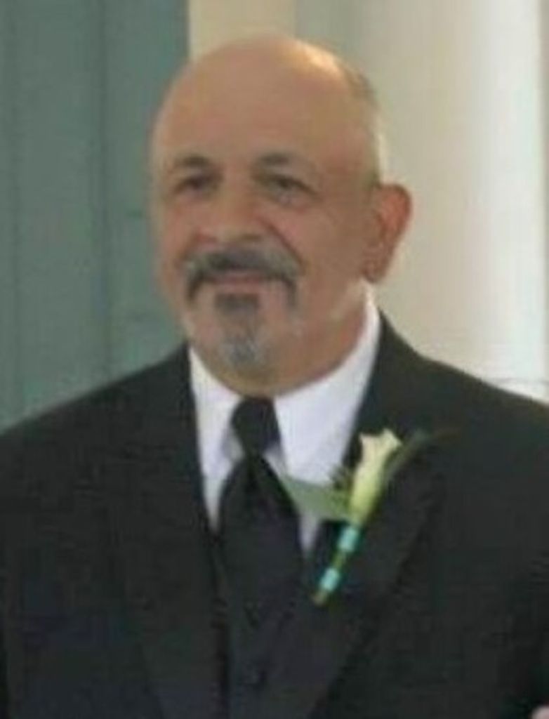 Victor M. Gonzalez Profile Photo