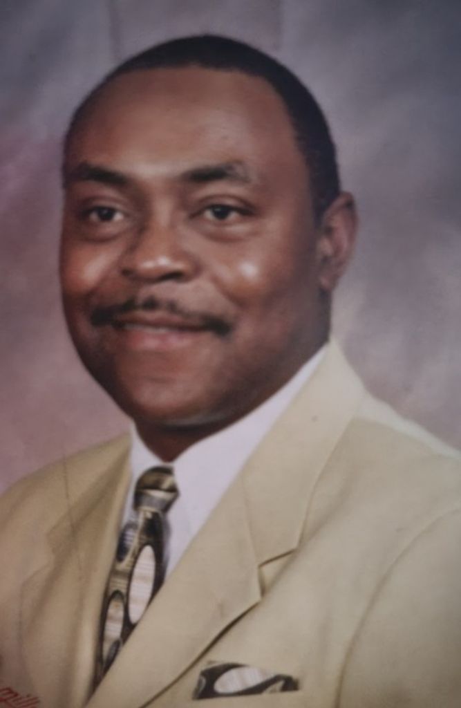 Clyde Lamar Chisholm Profile Photo