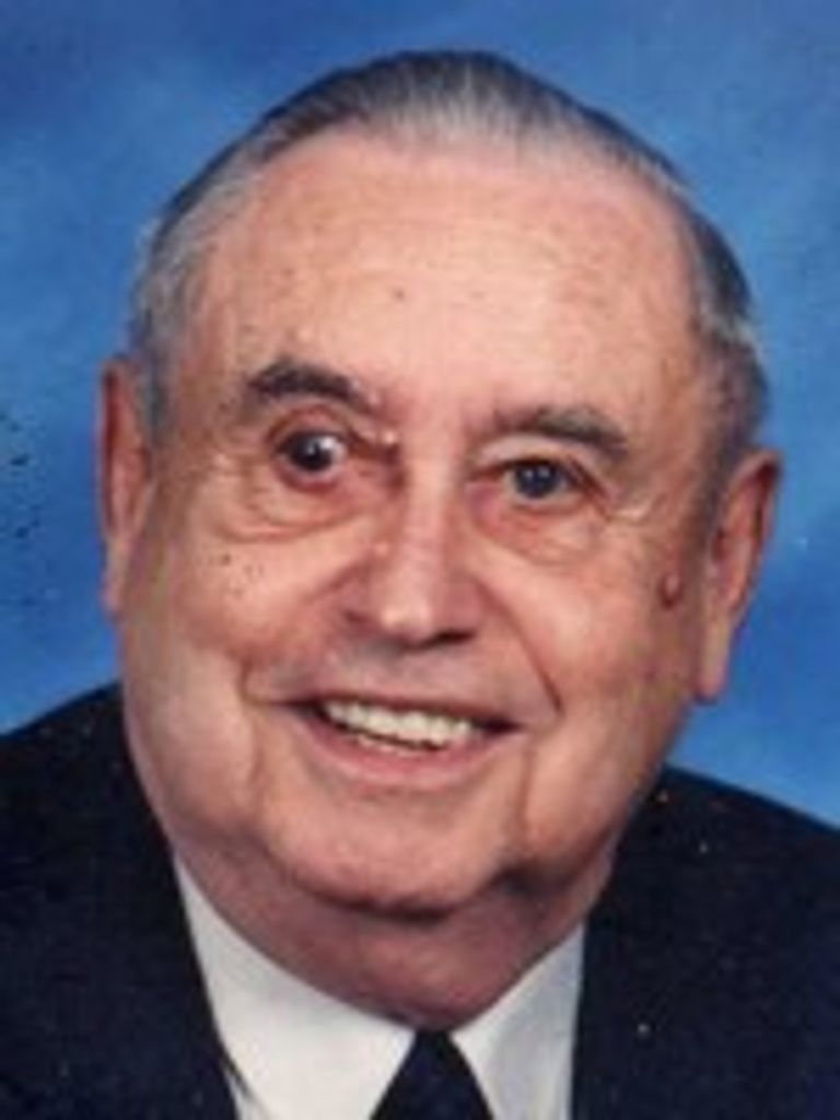 Gayle E Hewitt
