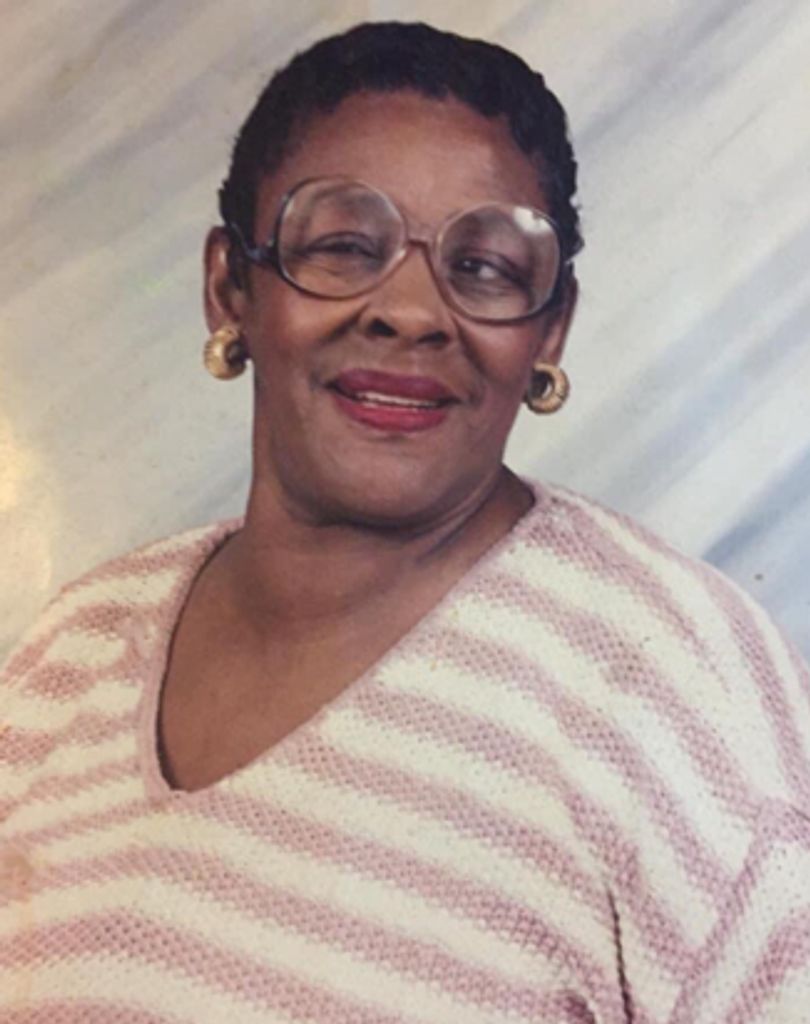 Lee Esther (Harris)  Taper