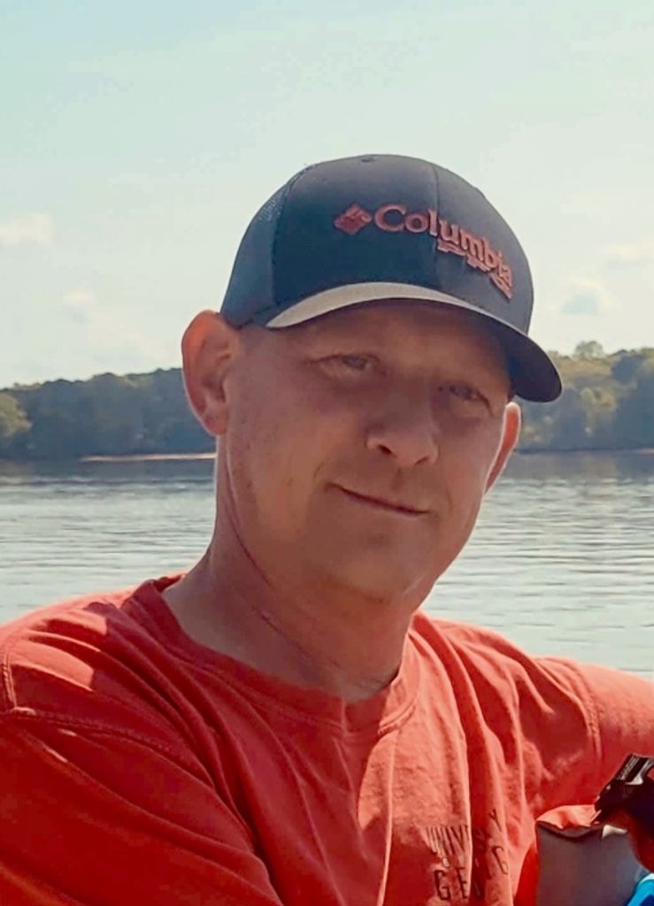 Shannon Michael Bloom Profile Photo