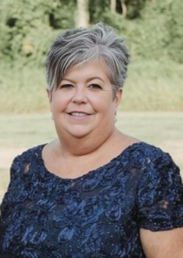 Tracy Goncalves Profile Photo