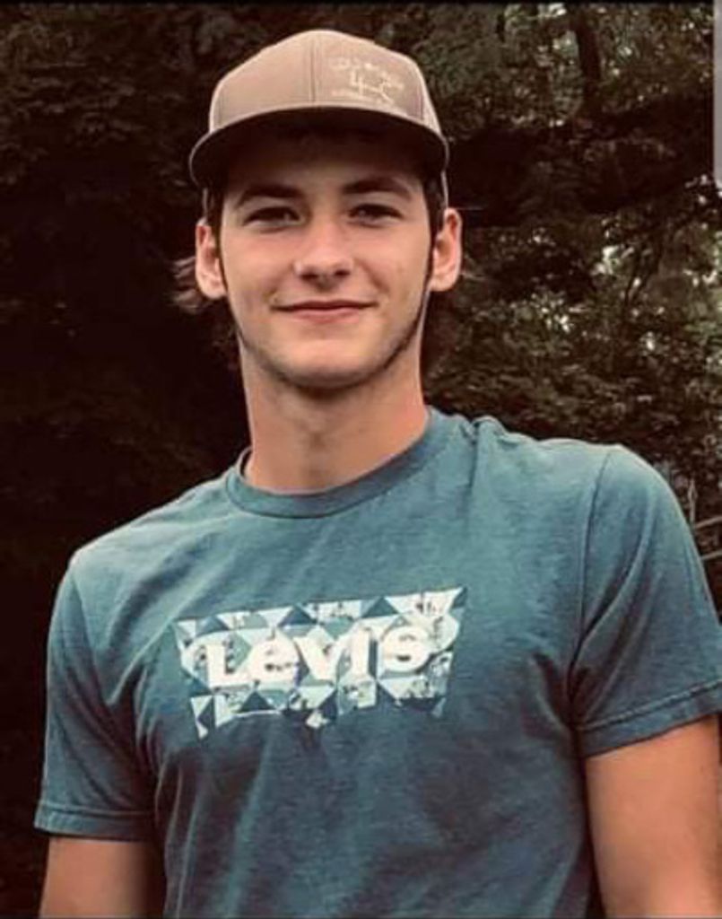 Mason Lee (Holdt) Duckett Profile Photo