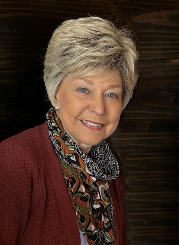 Charlotte Joanne Hurlbut Profile Photo