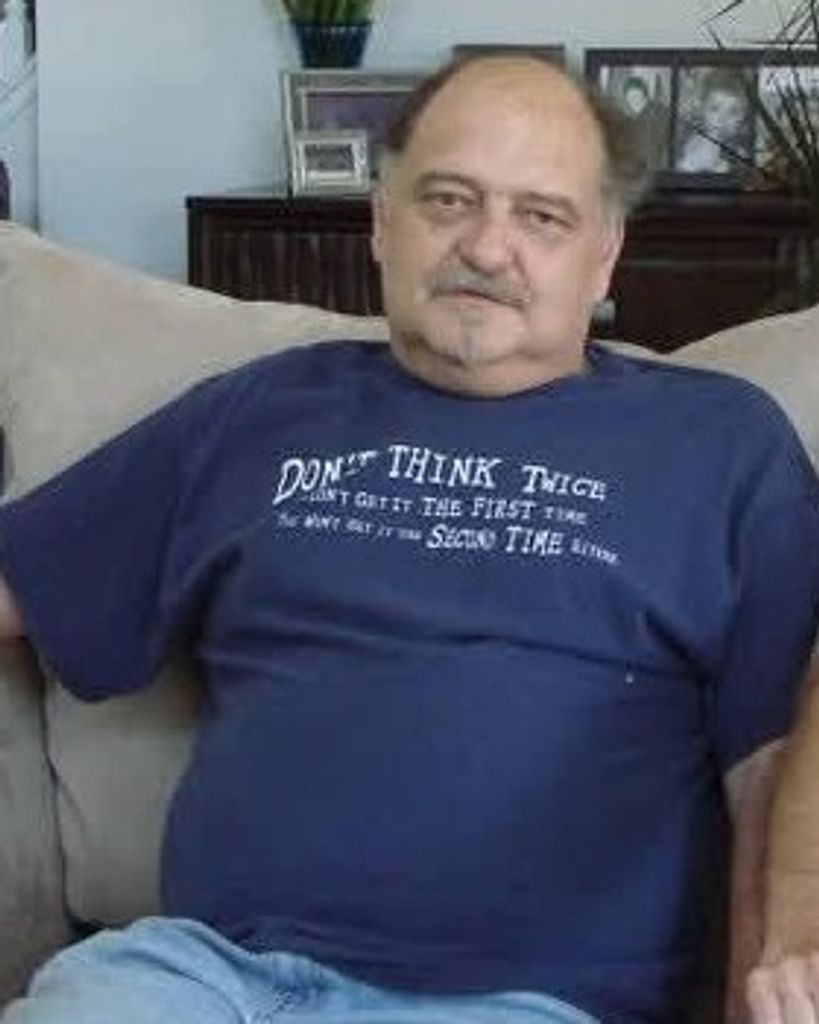 Richard Dewey Riewe Profile Photo