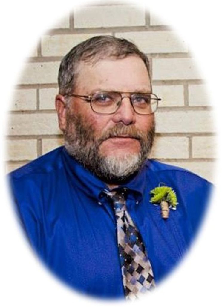 Daniel "Dan" Hellekson