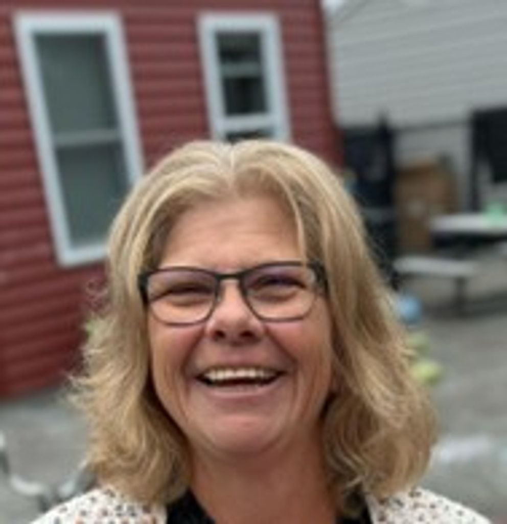 Cindy Whitney Profile Photo