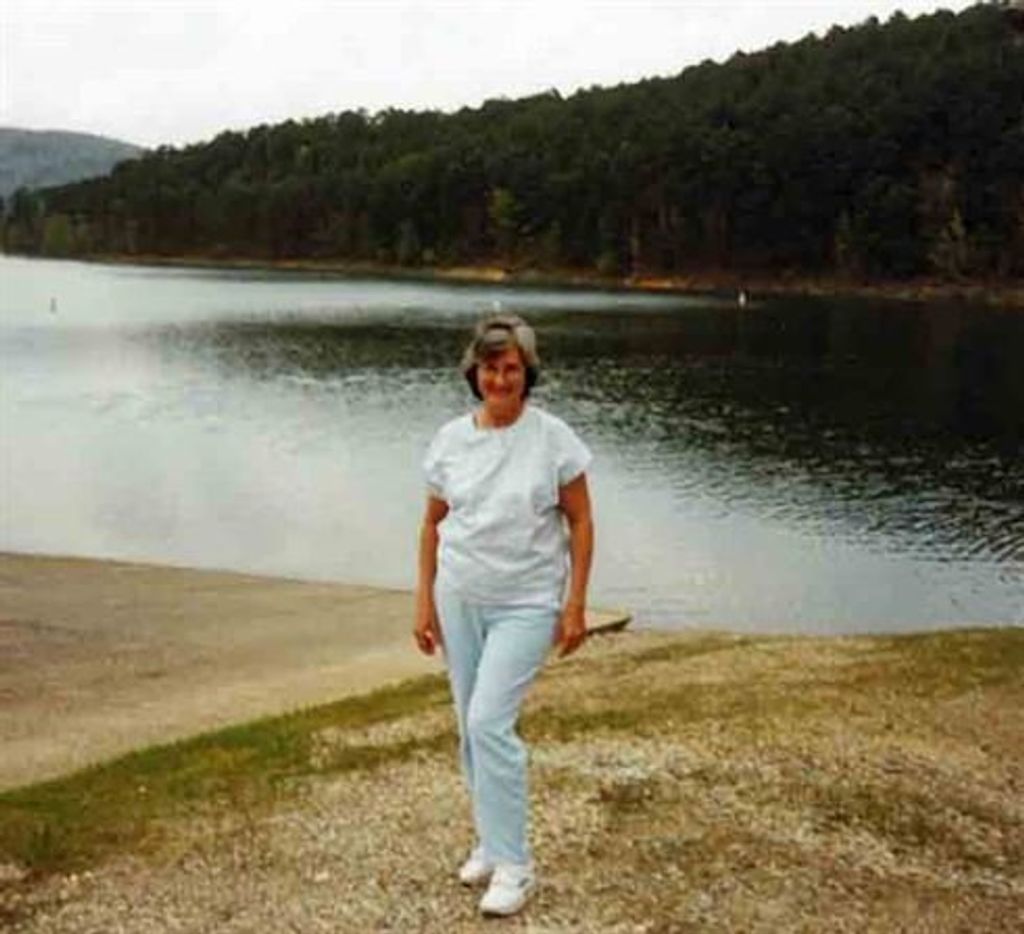 Peggy Ellis McClain