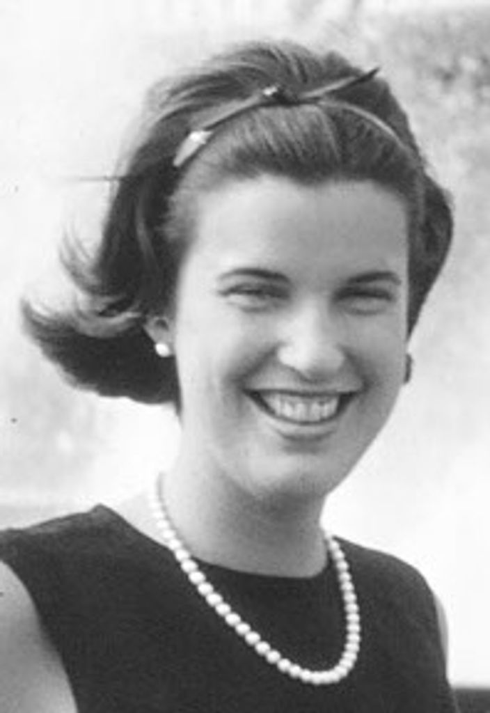 Ellen Marie Pettit Profile Photo