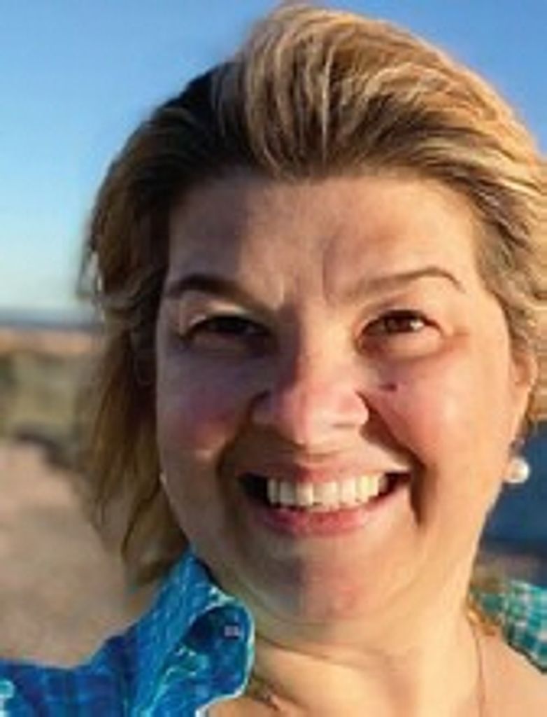 Evelyn Paparelli
