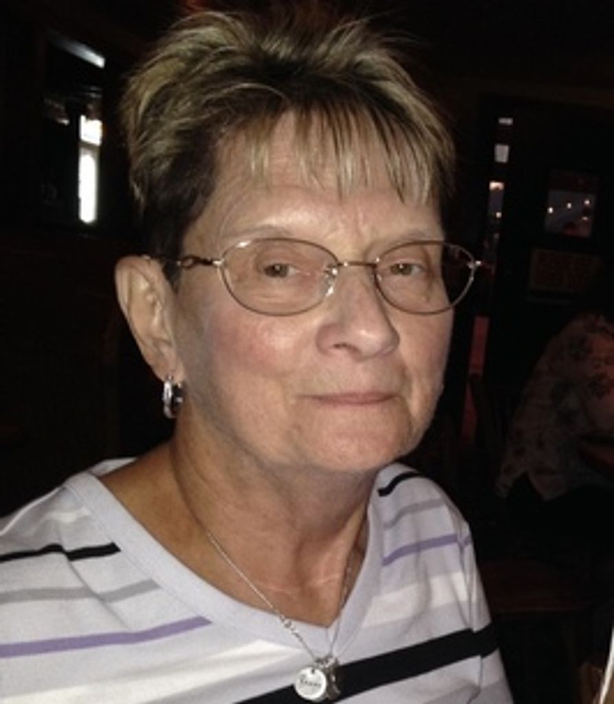 Carole  Leyden
