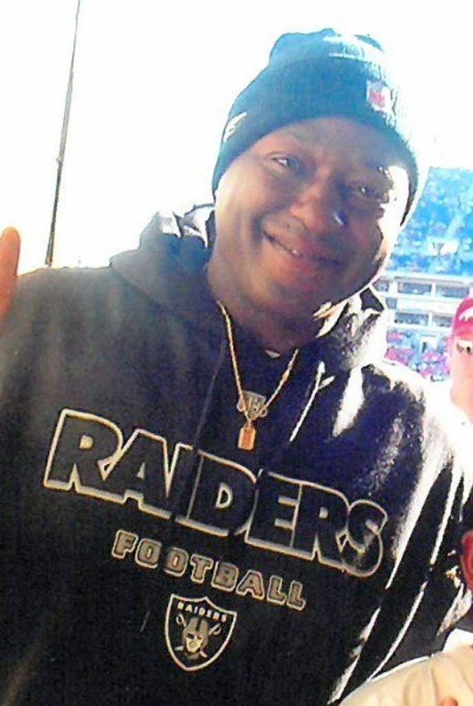 Donovan Davenport, Sr. Profile Photo