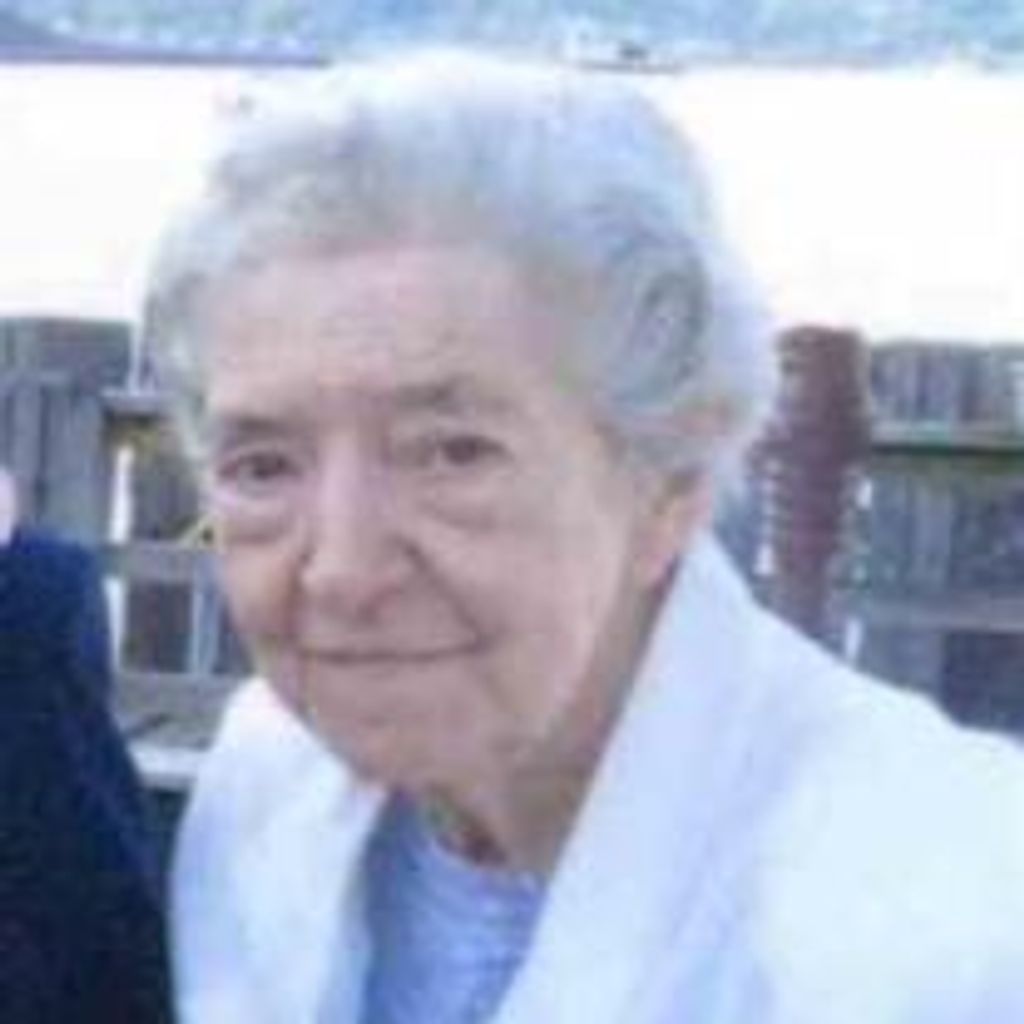 Doris  Elizabeth Bunker