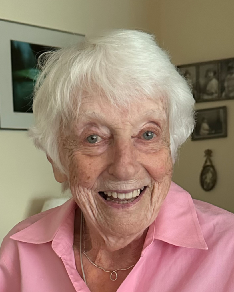 Eleanor Kelly Profile Photo