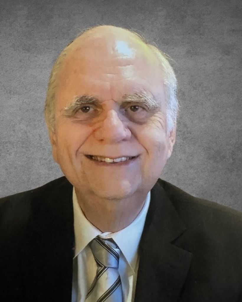 Raymond Edward McLennan Profile Photo