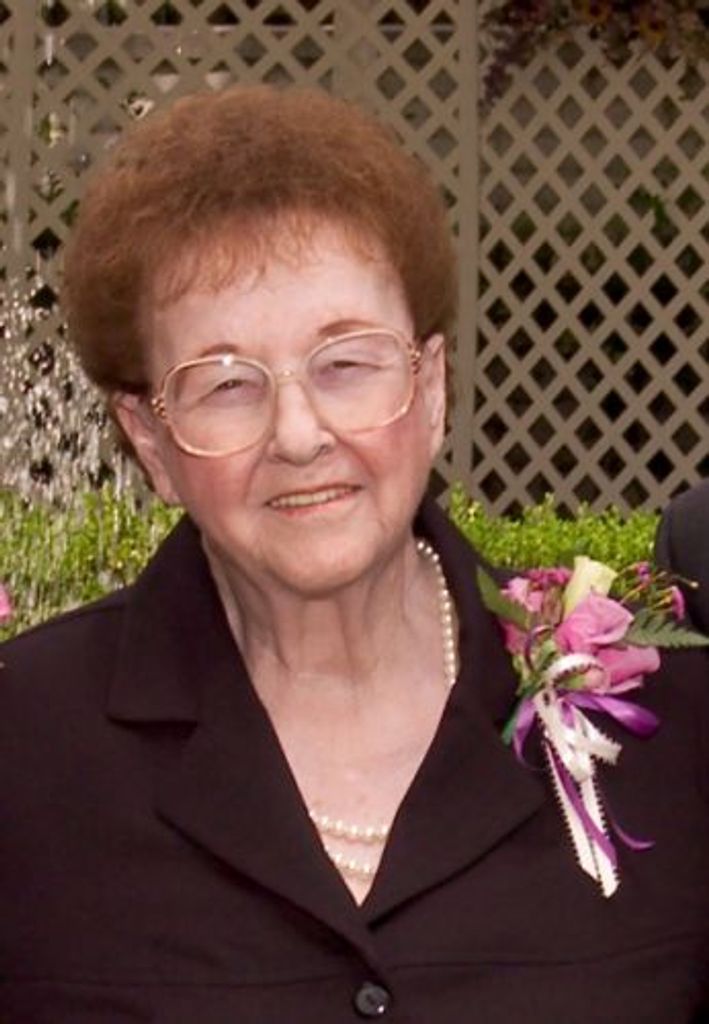 Elaine Davis