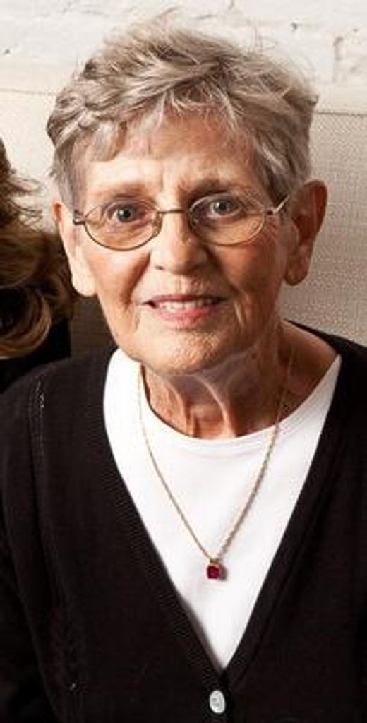 Suzanne Marie Hurst Profile Photo