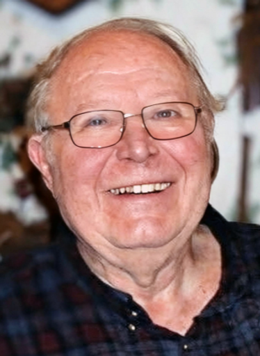 Russell Clifton Schoonover's obituary image