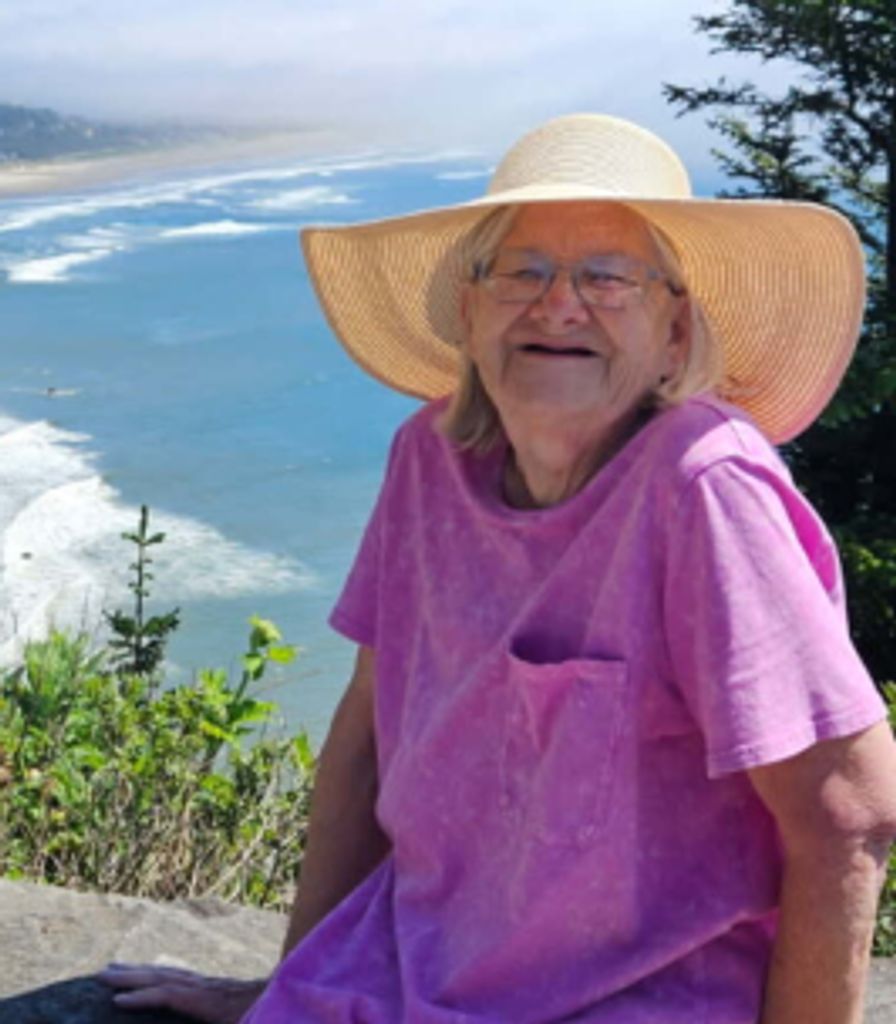 Pauline Easter Profile Photo